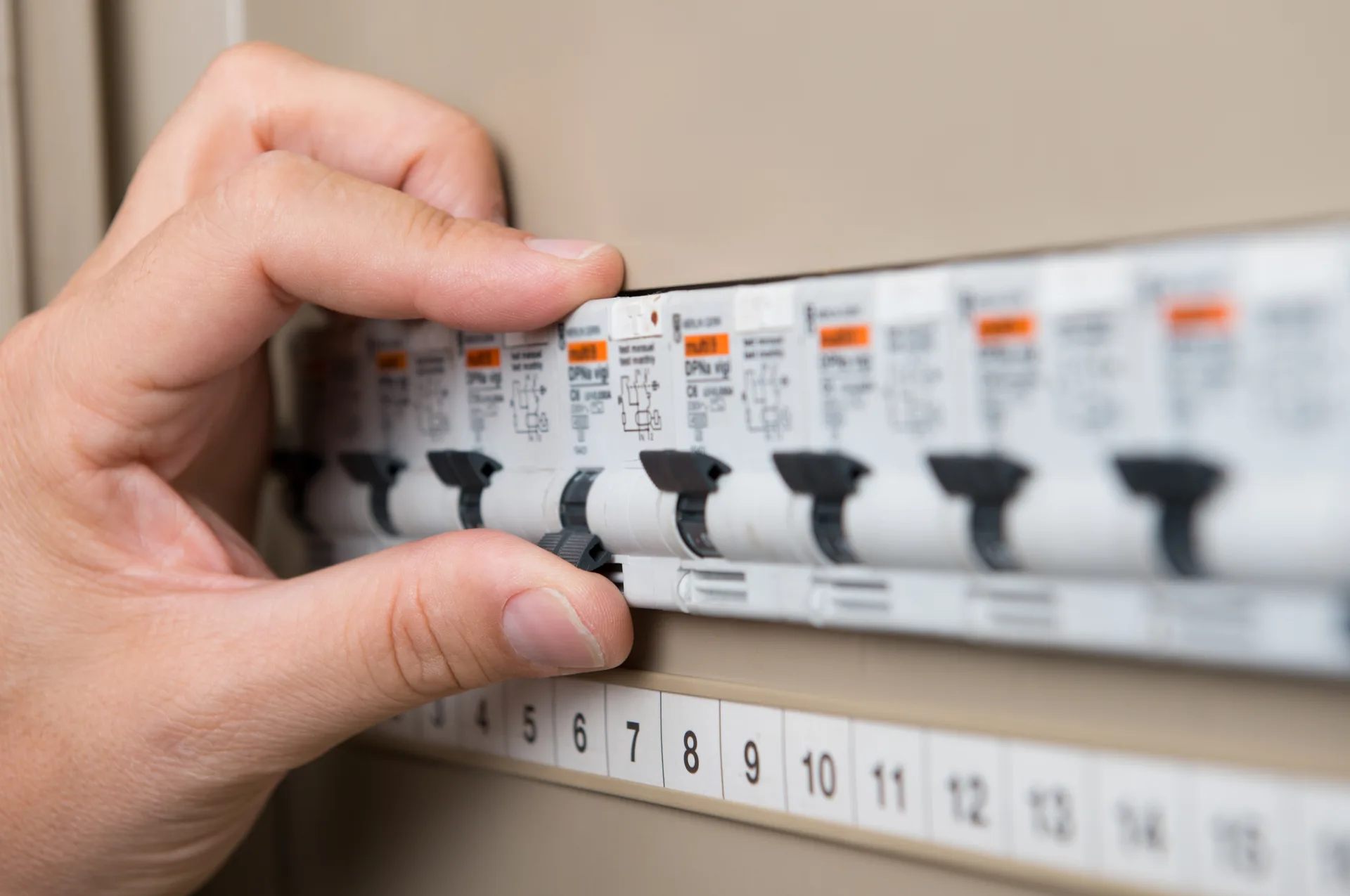 Electrician Ourimbah, licensed electricians serving Ourimbah